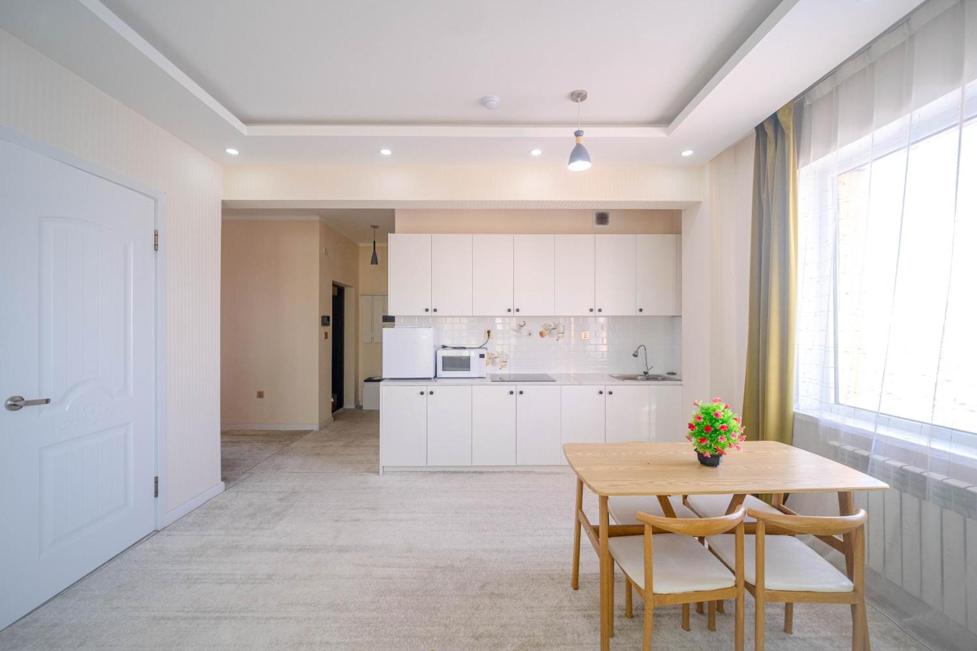 Eagle Town Serviced Apartment أولان باتور المظهر الخارجي الصورة