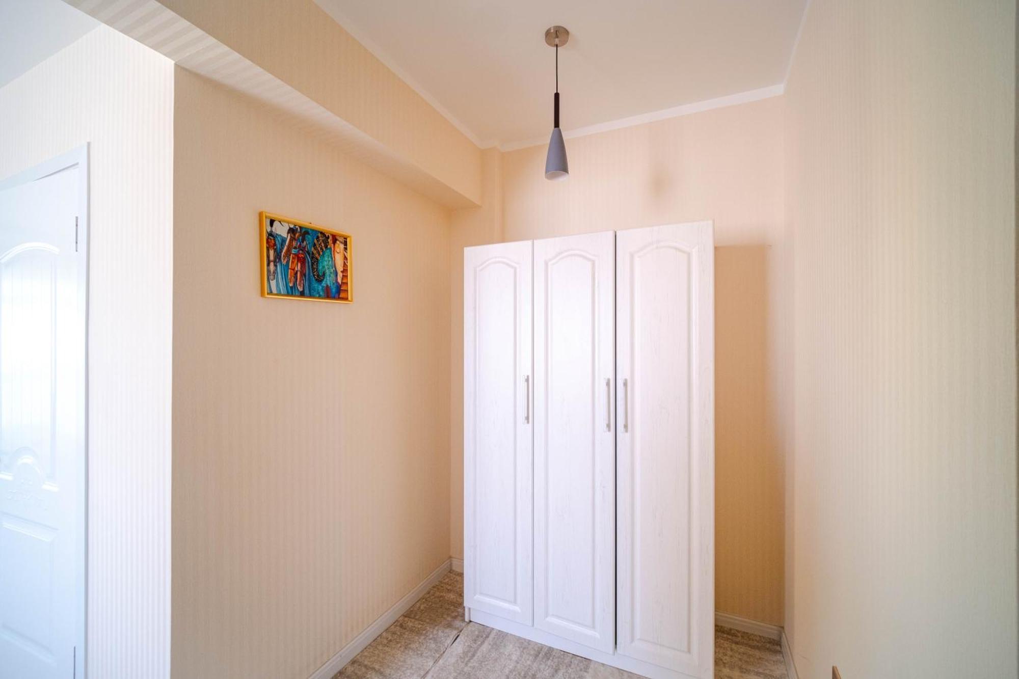 Eagle Town Serviced Apartment أولان باتور المظهر الخارجي الصورة